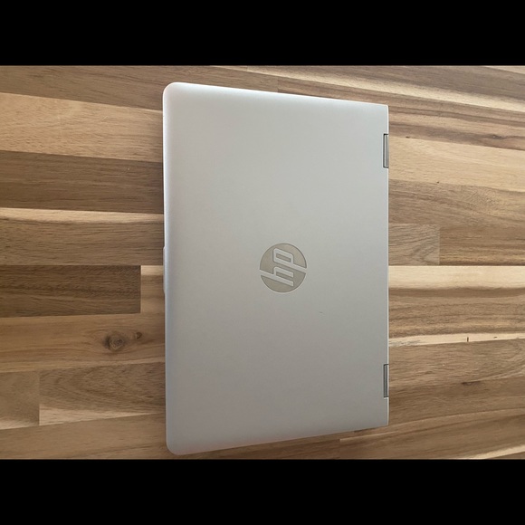 HP 2 in 1 Laptop tablet - Picture 5 of 6